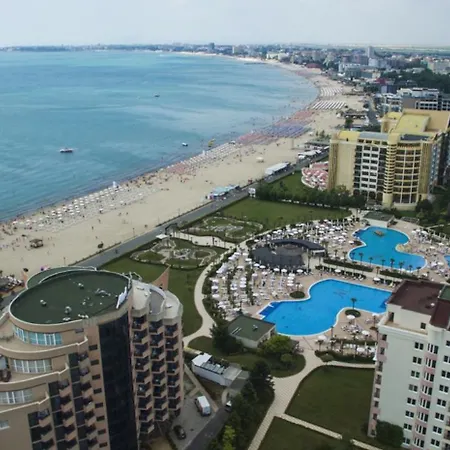 Sun Village B 320 Sunny Апартаменты *