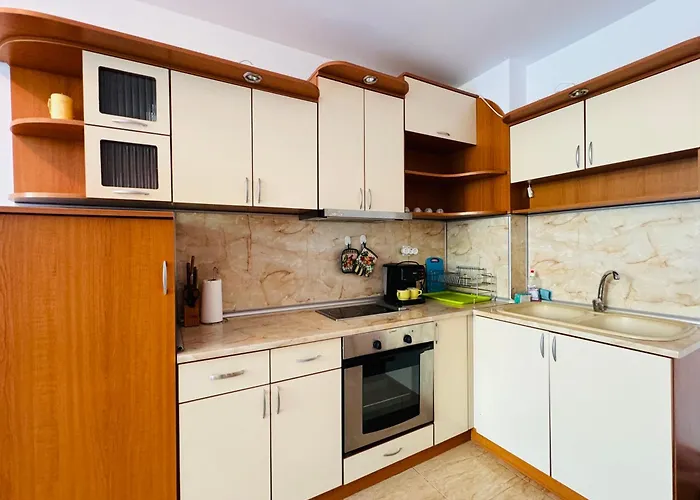 Sun Village B 320 Sunny Apartment